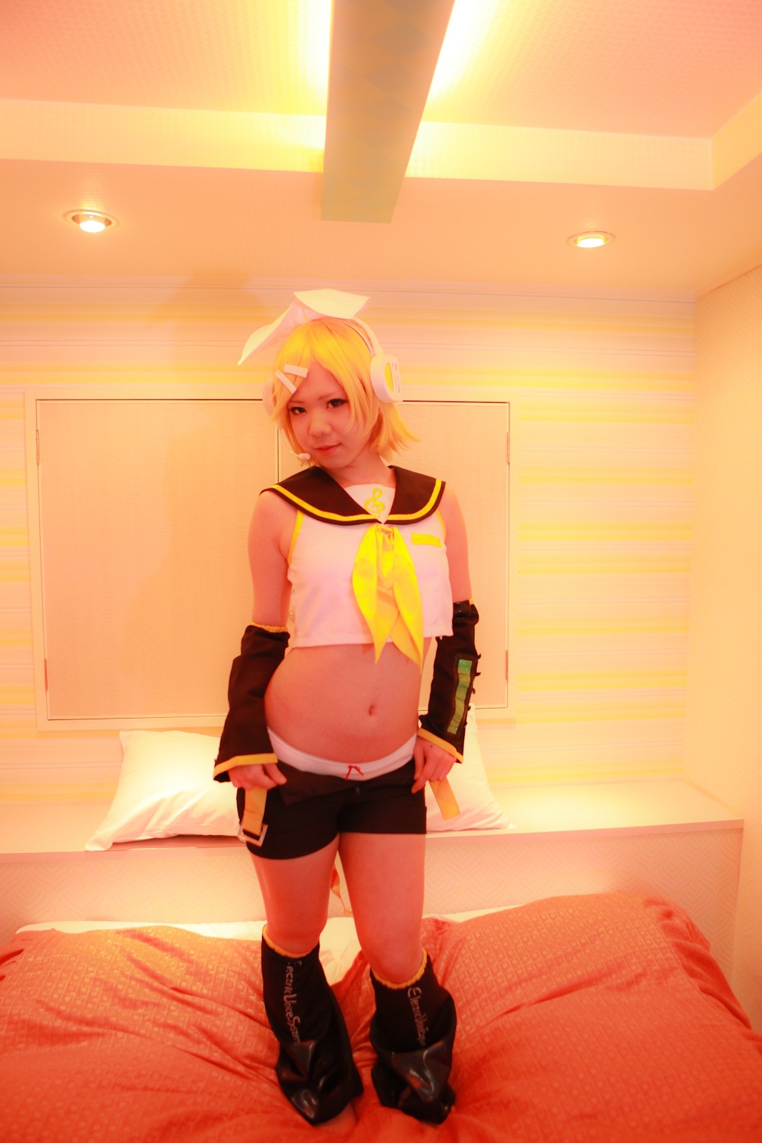 [Cosplay]  Vocaloid - Hot Kagamine Rin Naked